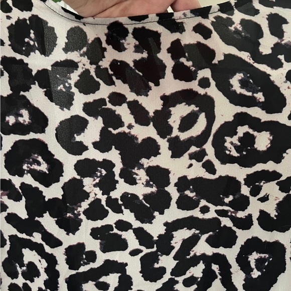 Pink Milly Leopard Cheetah Print
Pool Coverup - Picture 5 of 7